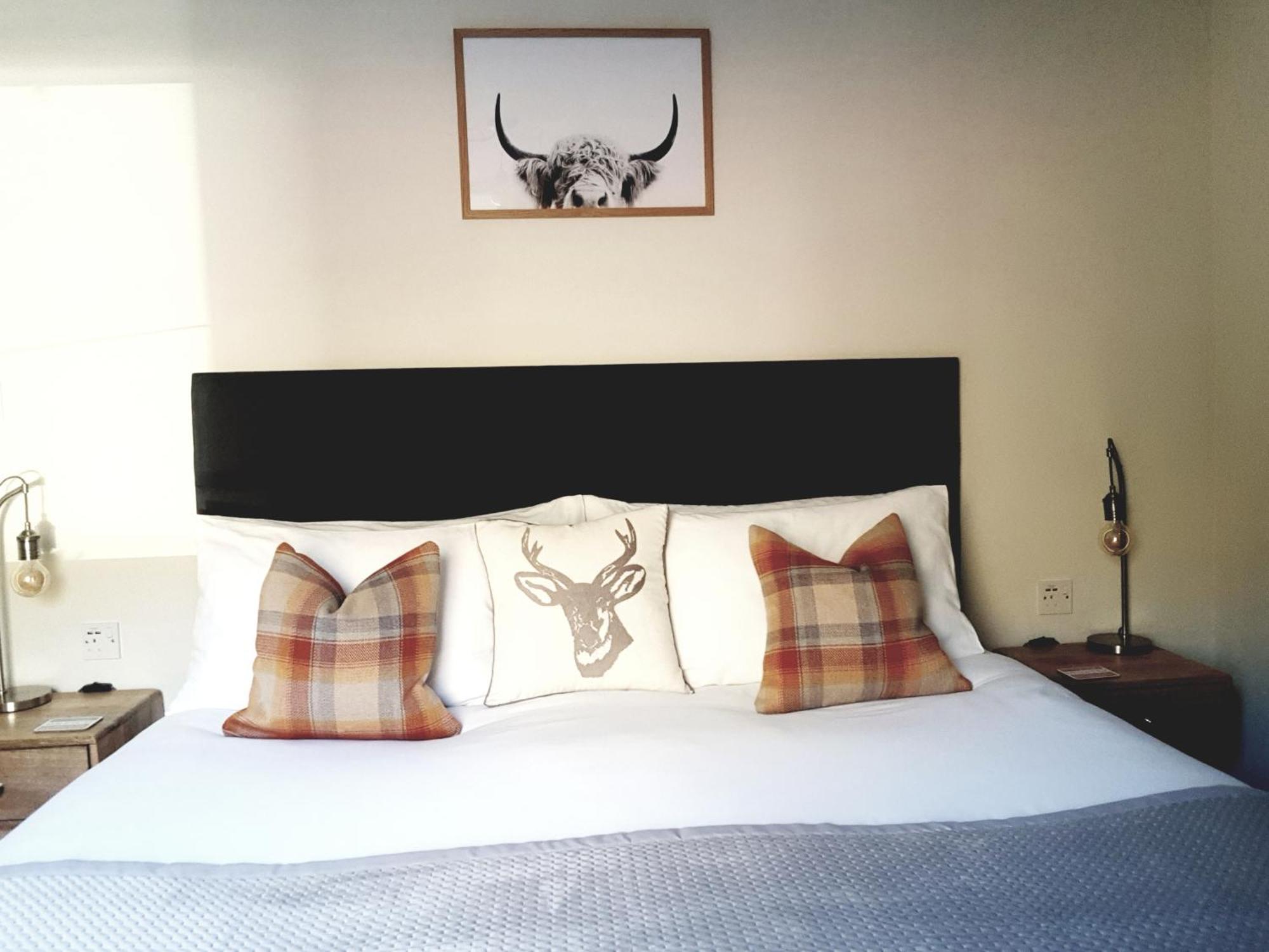 Bed and Breakfast Airanloch, Loch Ness, Adult Only Lochend Номер фото